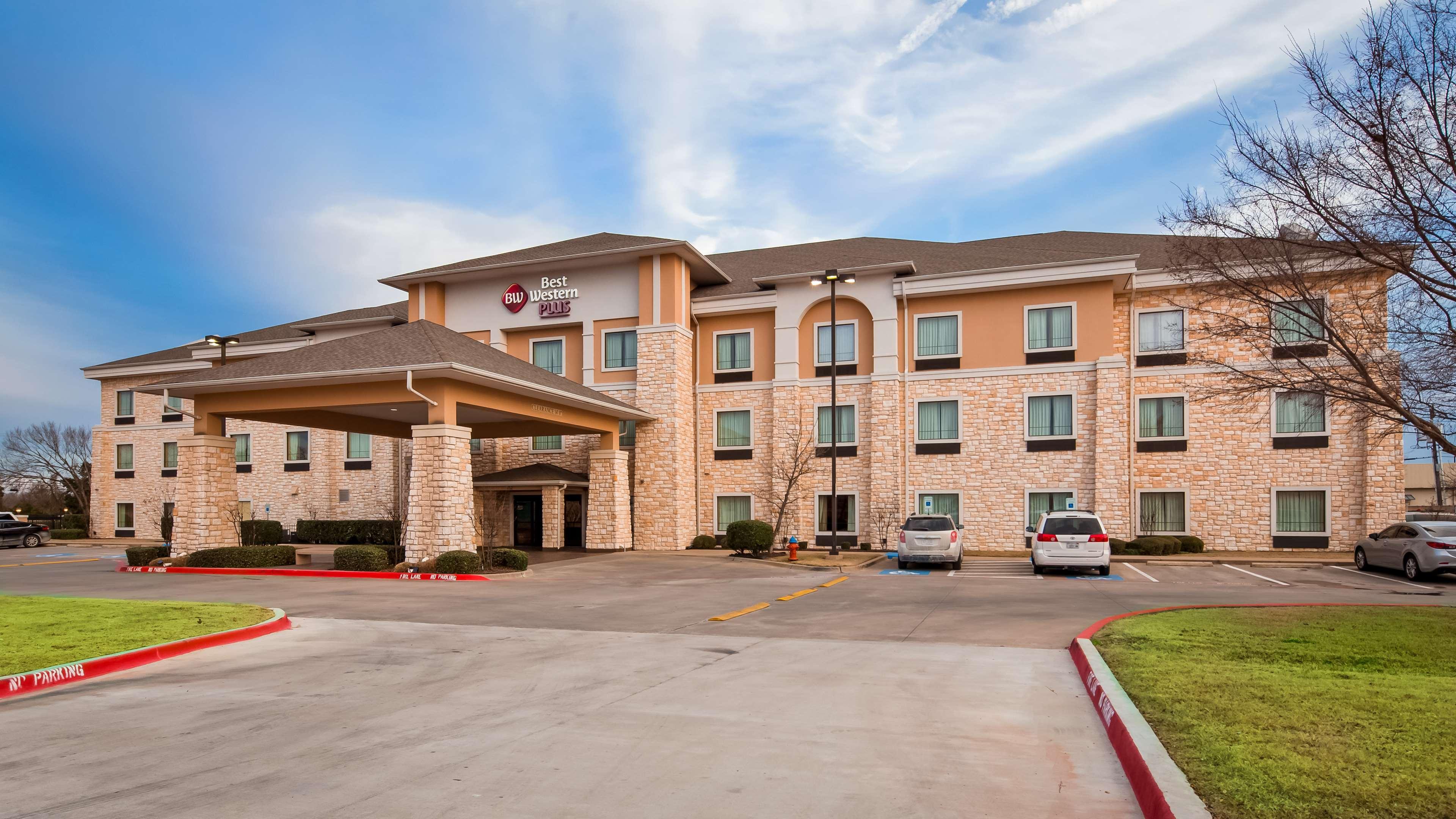 Best Western Plus Christopher Inn And Suites Forney Exterior photo