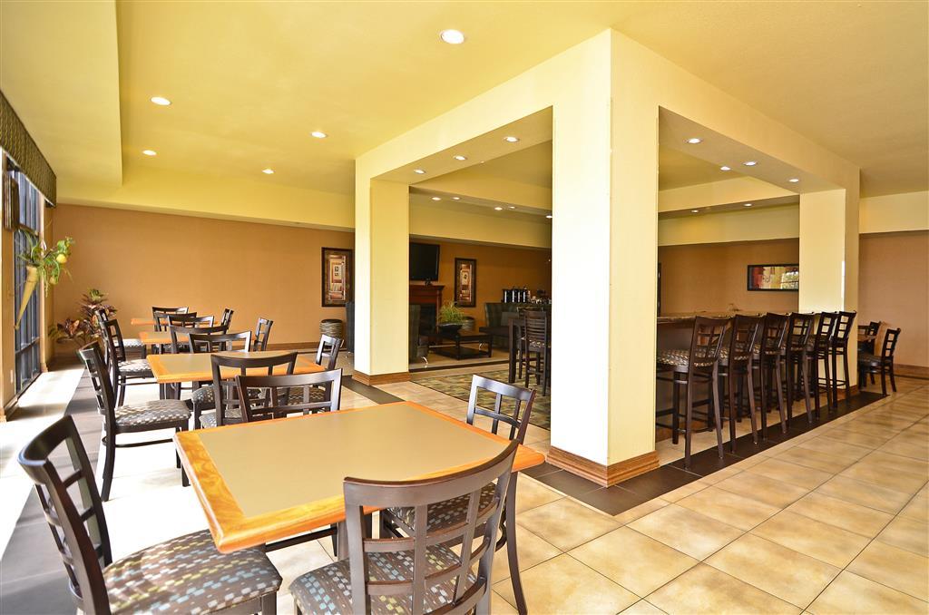 Best Western Plus Christopher Inn And Suites Forney Restaurant photo